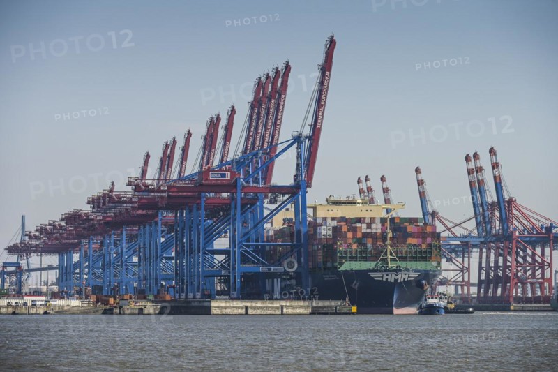 Container ship