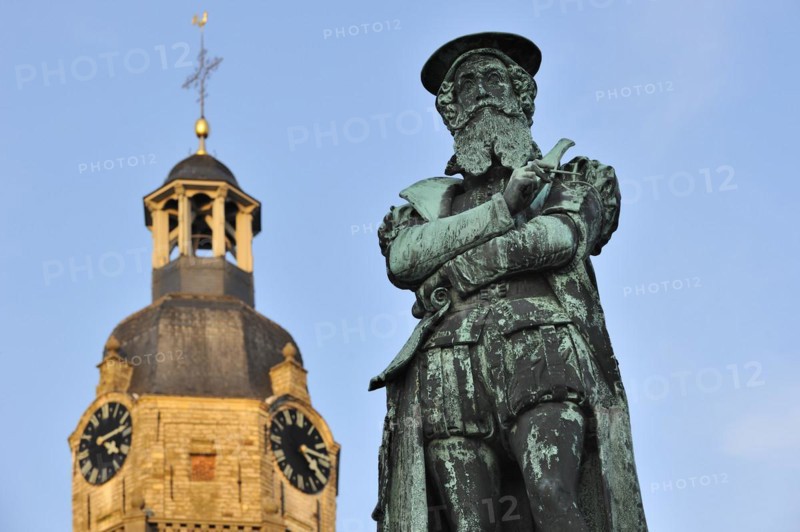 Statue of Gerardus Mercator