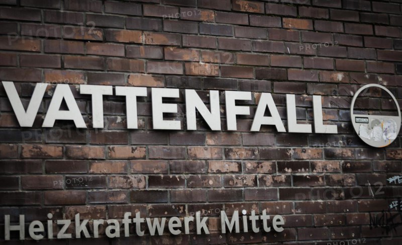 The lettering of the Vattenfall company at their site in Berlin. 04.02.2022.