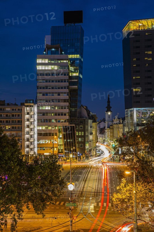 Schwedenbruecke over the Danube Canal at Schwedenplatz at night