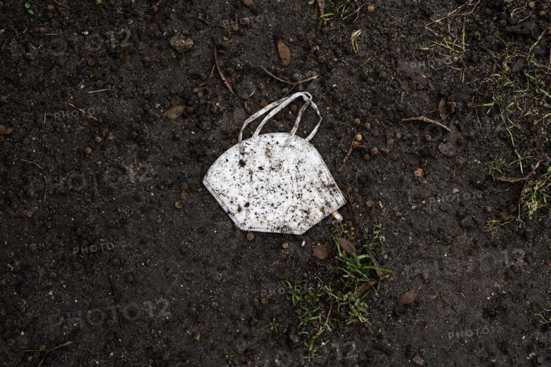 A discarded mask