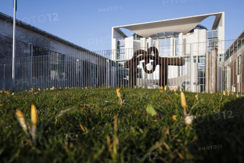 Crocuses bloom in front of the Federal Chancellery in Berlin. 16.03.2022.