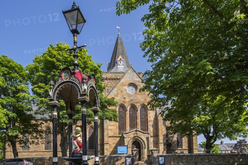 Anderson Memorial Drinking Fountain in front of the Dornoch Cathedral