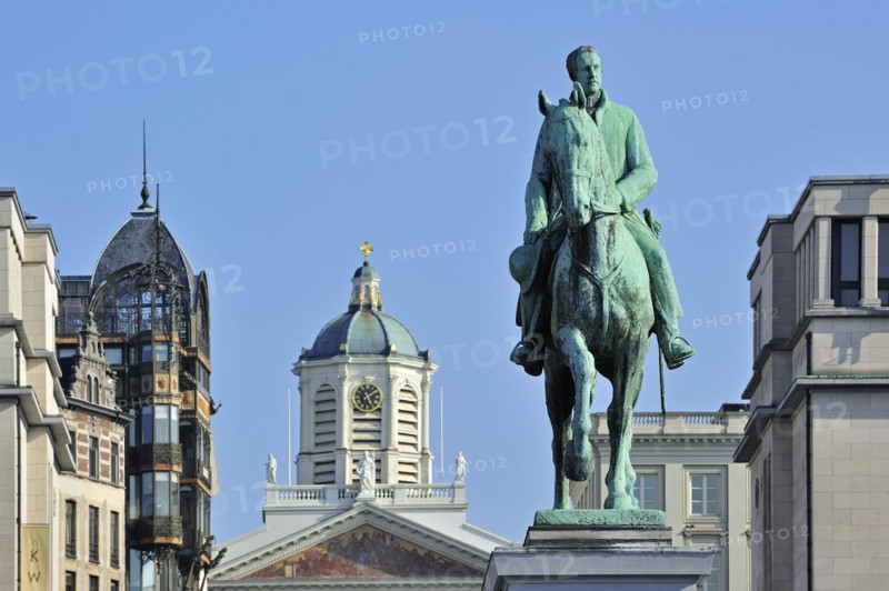 Equestrian statue of king Albert I at the Kunstberg
