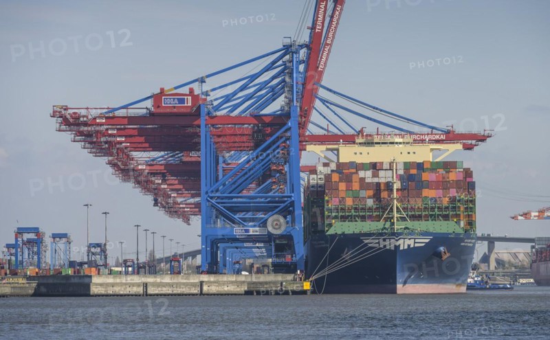 Container ship
