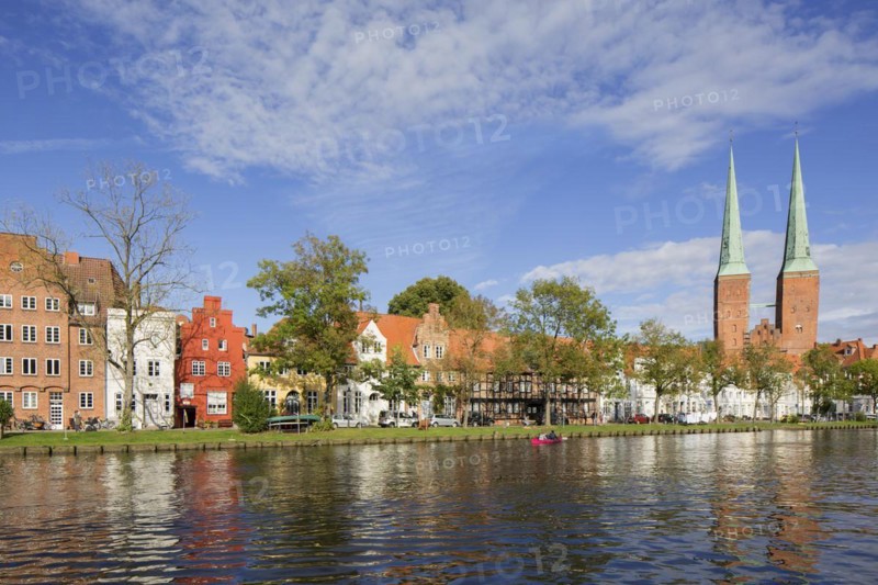 An der Obertrave and the Dom zu Luebeck Cathedral