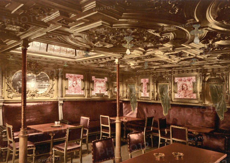 The smoker's cabin on the steamer Maria Theresia