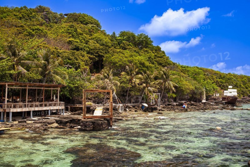 Island May Rut Trong