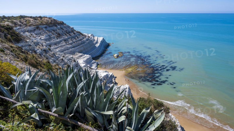 Chalk cliff Scala dei Turchi