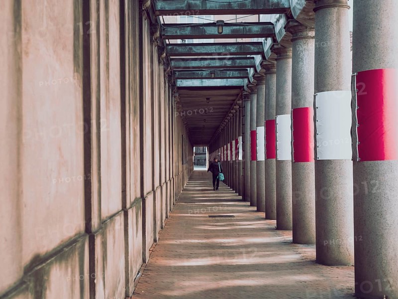 Pedestrian passageway with concrete columns