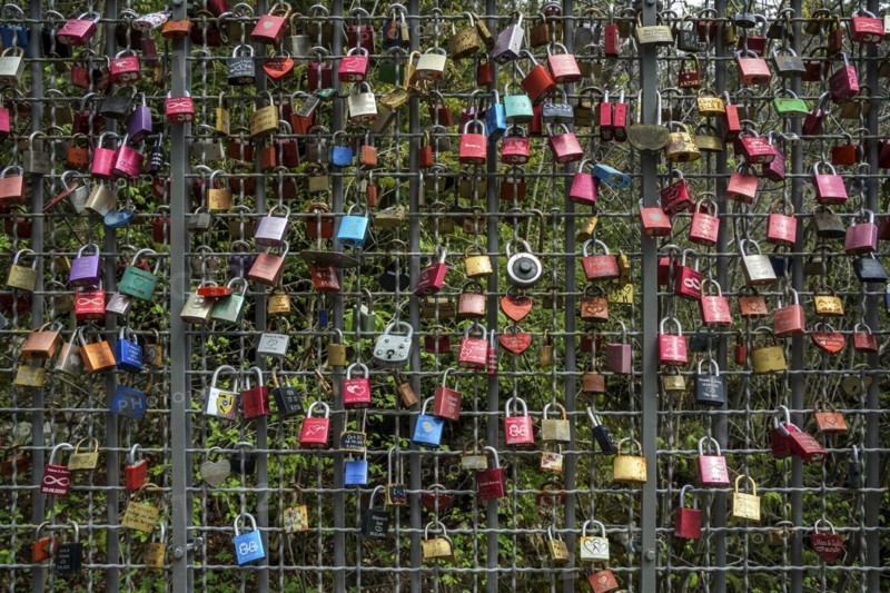 Love locks