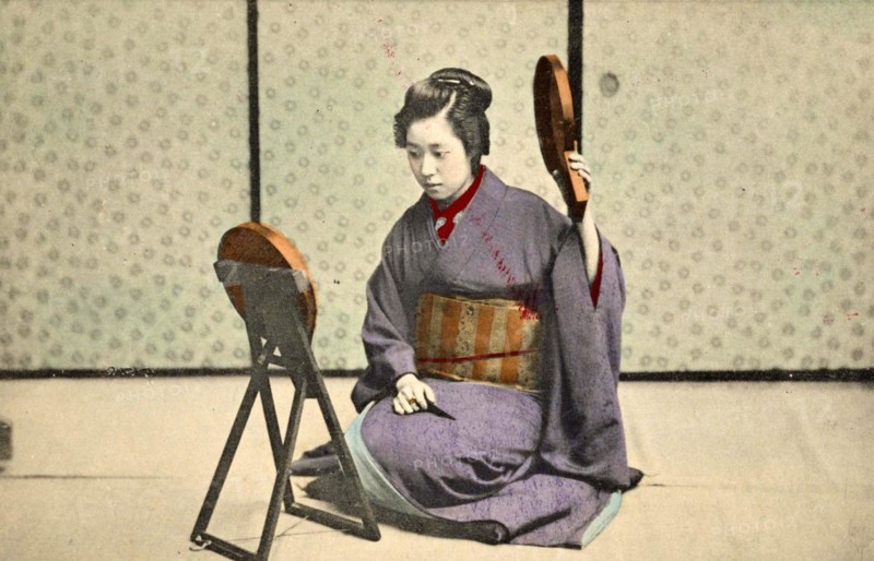Woman with mirrors