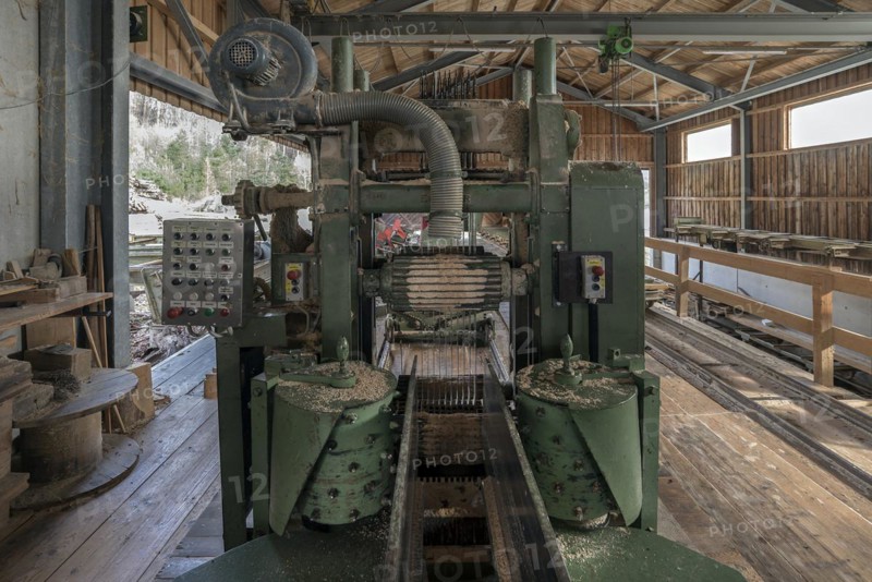 Frame saw in a sawmill
