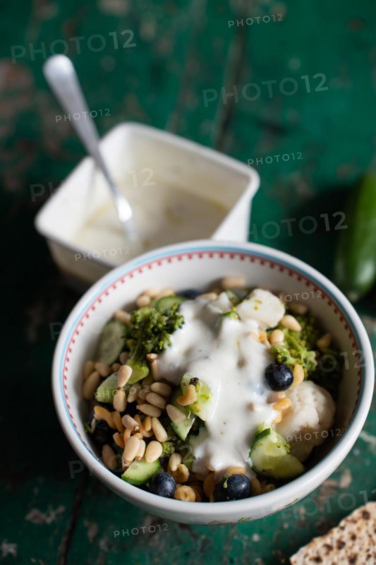 Salad with broccoli