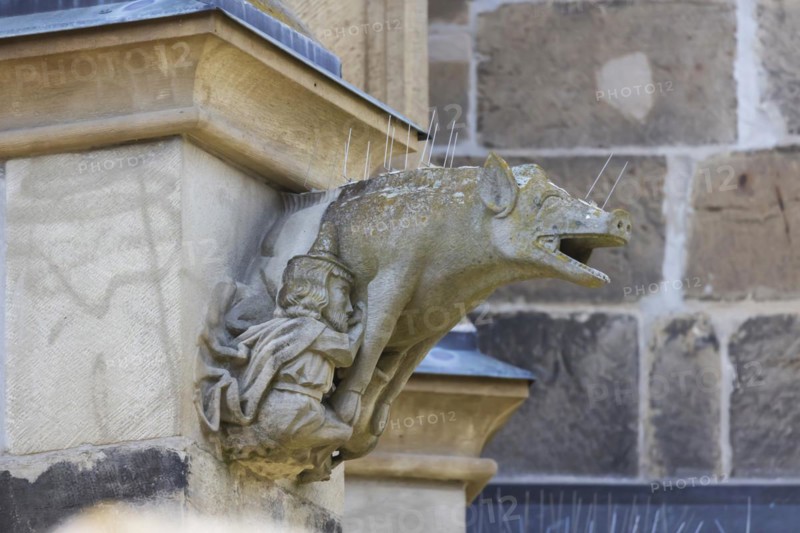 Anti-Semitic sculpture of a Jew sow