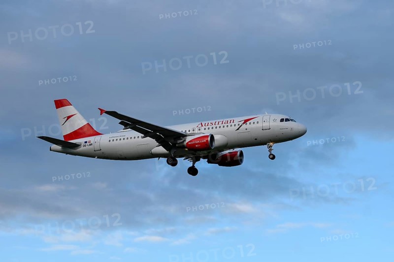 Aircraft Austrian Airlines