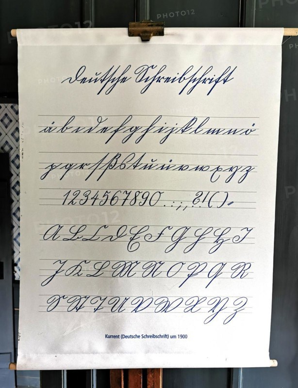 Suetterlin script on a sheet
