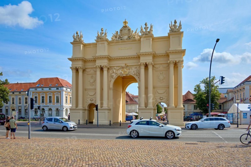 Traffic situation on Luisenplatz at the Brandenburg Gate in Potsdam