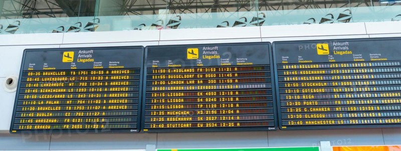 Screen with the information of the flights in the terminal or of the connections