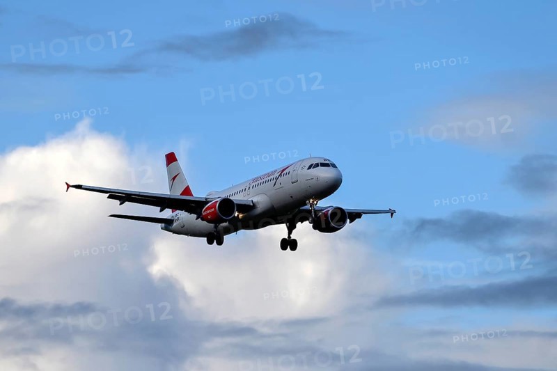 Aircraft Austrian Airlines