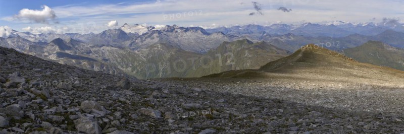 View from the summit of the Weisseck to the Hohe Tauern