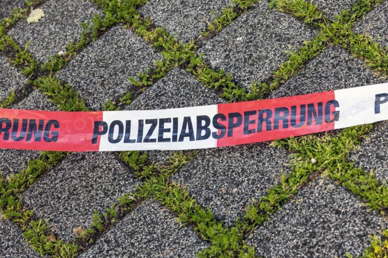 Flutter tape with the inscription Polizeiabsperrung