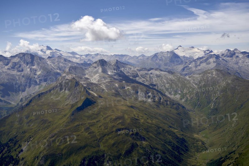 View from the summit of the Weisseck to the Hohe Tauern