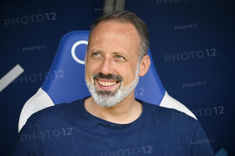 Coach Pellegrino Matarazzo TSG 1899 Hoffenheim on bench