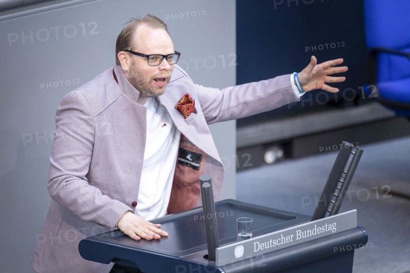 Helge Lindh