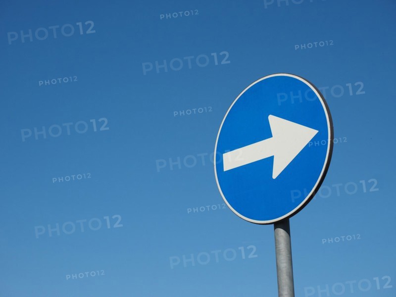 Direction arrow sign