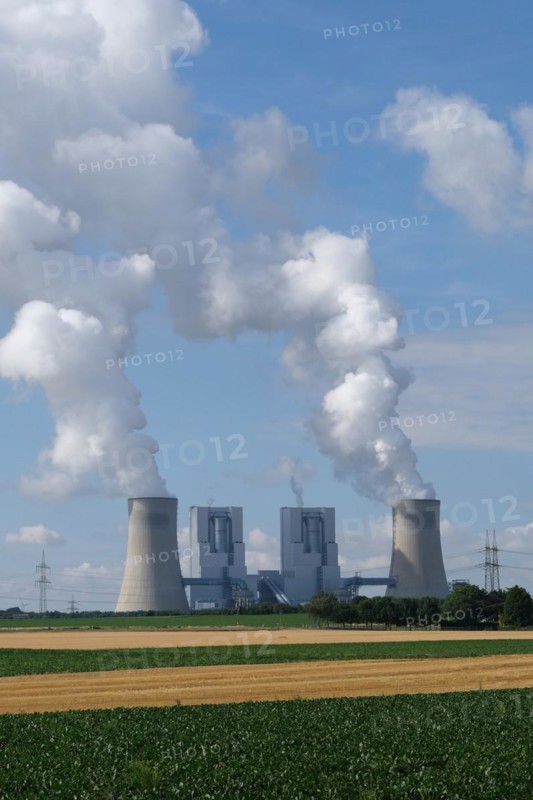 Lignite-fired power plant on the edge of the Garzweiler open-cast lignite mine