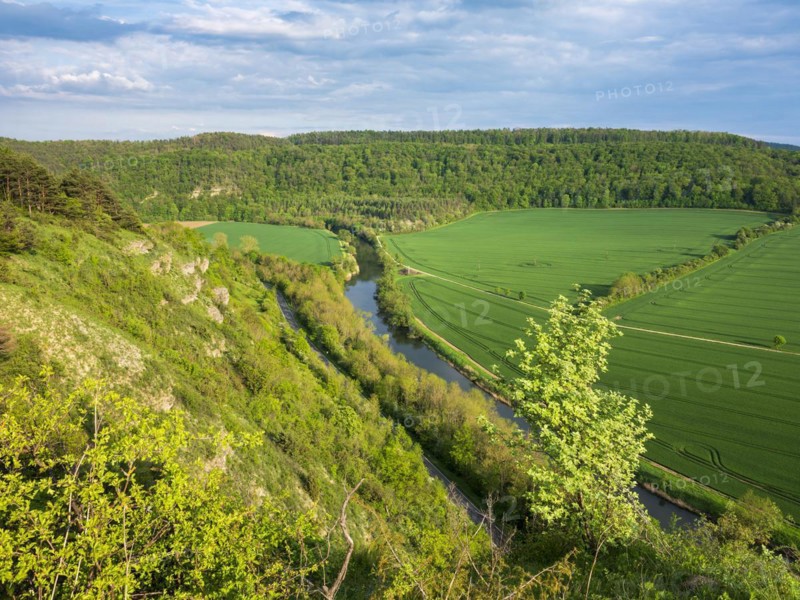 View of the Werra River and the Ebenau Heads in the Werra Valley