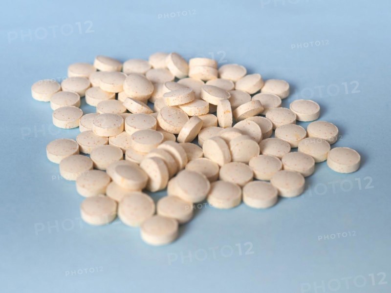 Vitamin C and D3 tablets