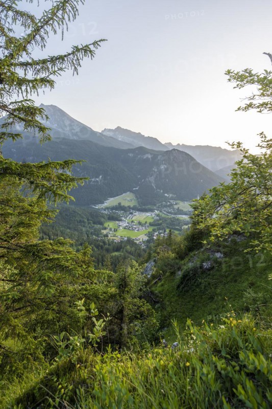 View of Schoenau with Watzmann