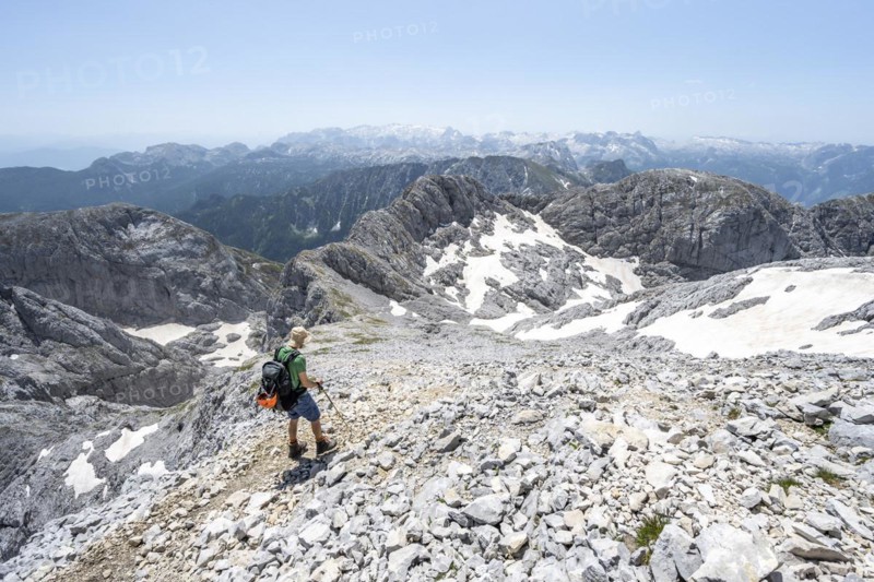Mountaineers crossing from Hoher Goell to Hoher Brett