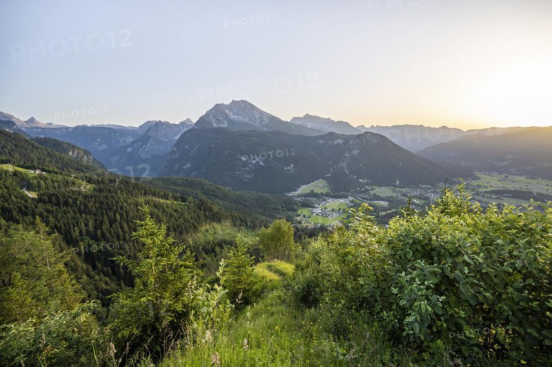 View of Schoenau with Watzmann