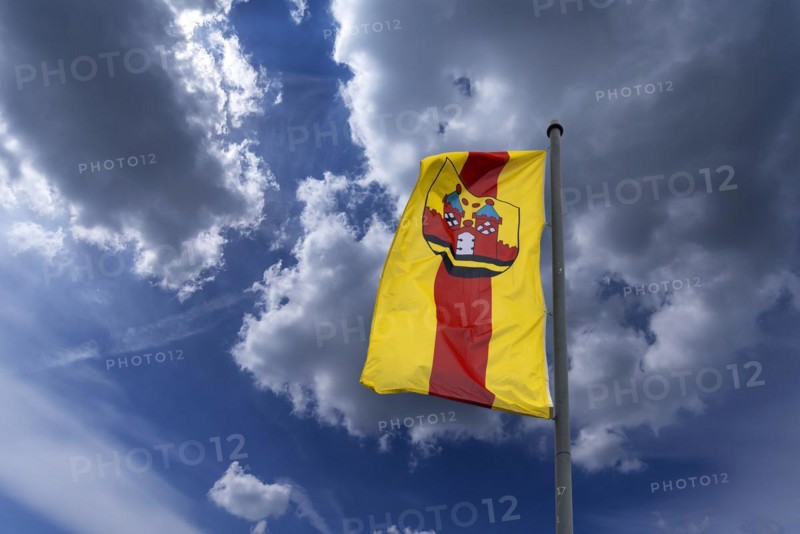 Castle flag at the former Thurant Castle