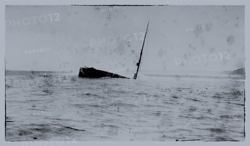 Old pictures of the Lusitania sinking at Bellows Rock in 1911
