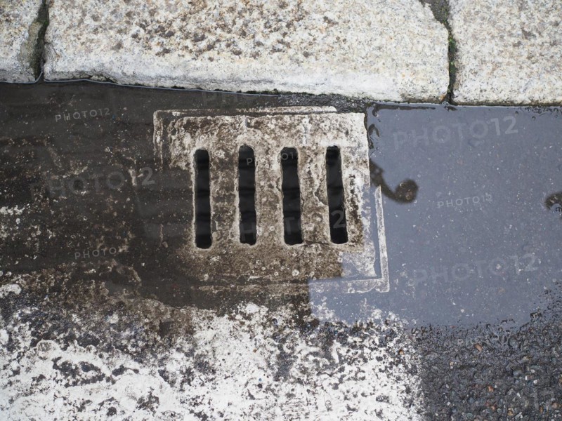 Drain manhole detail