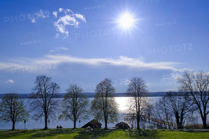 On the lakeside promenade