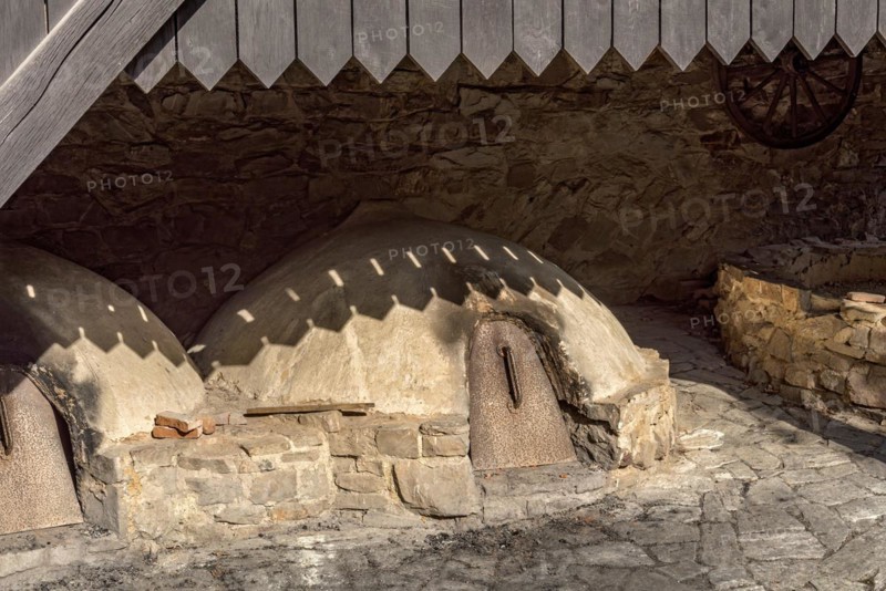 Dome ovens