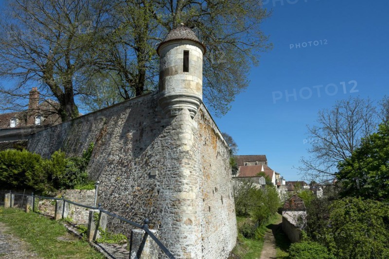Ramparts of Avallon city