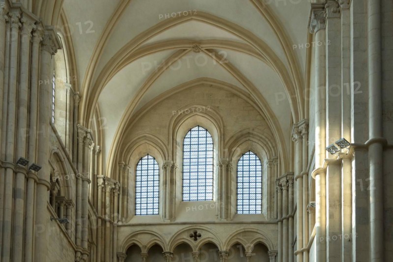 Vezelay labelled les Plus Beaux Villages de France. Architectural details of the nave of Basilica St Mary Magdalene.Unesco World heritage. Morvan regional natural park. Via Lemovicensis way to Santiago de Compostela. Yonne department. Bourgogne Franche Comte. France