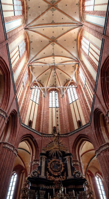 View of the main nave of St. Nicholas Church
