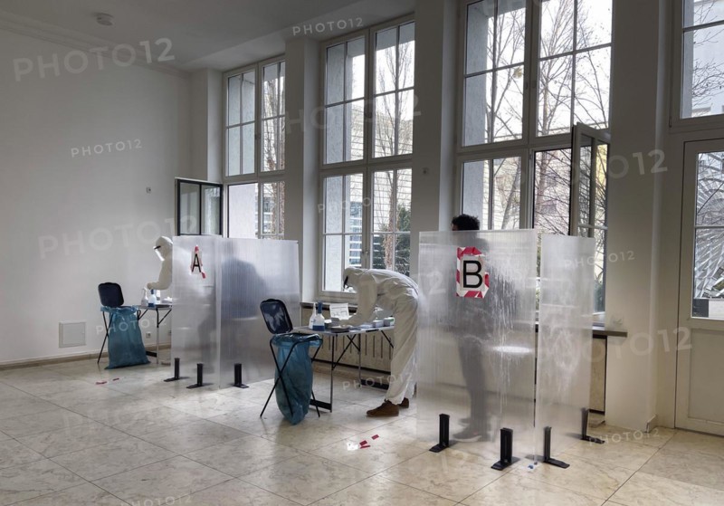 Topic: Mobile Rapid Test Centre for Corona Pandemic Containment