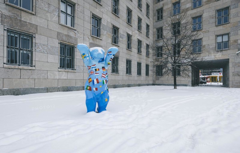 A Berliner Beer stands in the snow in front of the Federal Ministry of Finance in Berlin. 09.02.2021.