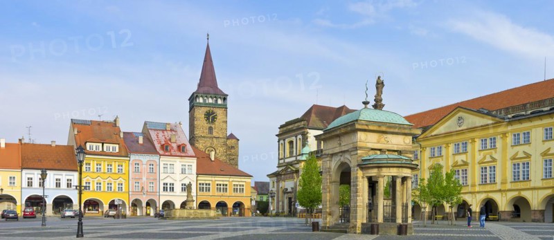 Picturesque historic arbour houses