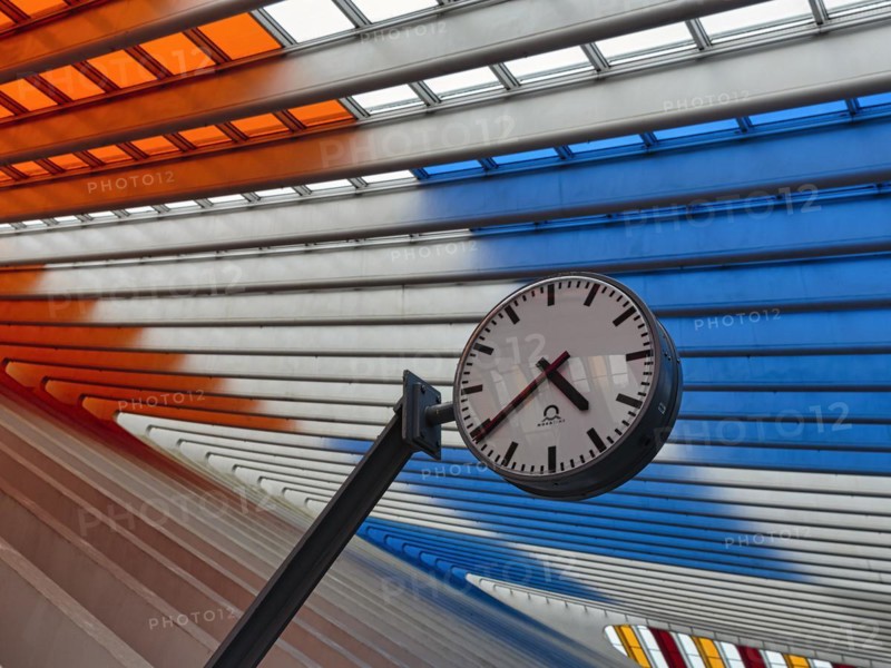 Station clock