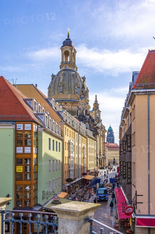 Famous and classic view of the Church of Our Lady from the Bruehlsche Terrasse down the Muenzgasse