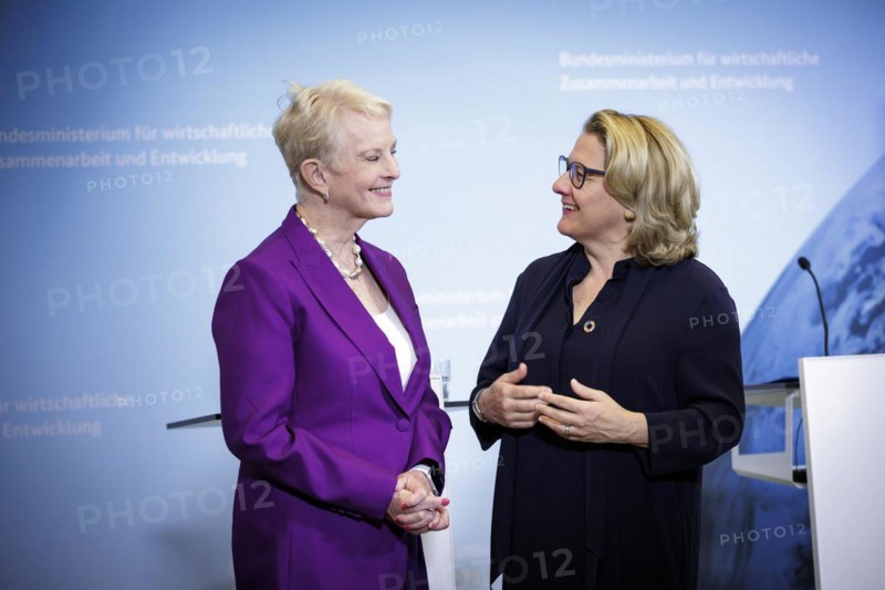 (R-L) Svenja Schulze, Federal Minister for Economic Cooperation and Development, and Cindy McCain, Executive Director World Food Programme (WFP), hold a joint press conference on the commitment to tackle the global hunger crisis at the Federal Ministry for Economic Cooperation and Development. Berlin, 25.05.2023., Berlin, Germany, Europe